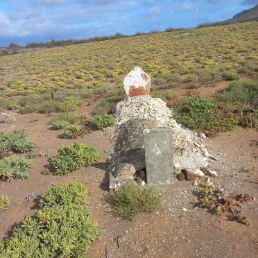 Northern Cape, CALVINIA district, Kalkbult 1057, farm cemetery_1