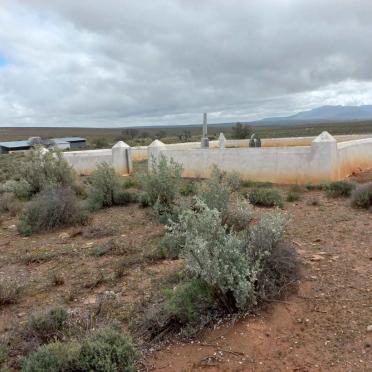 Northern Cape, CALVINIA district, Calvinia, Kareeboom 1131, farm cemetery