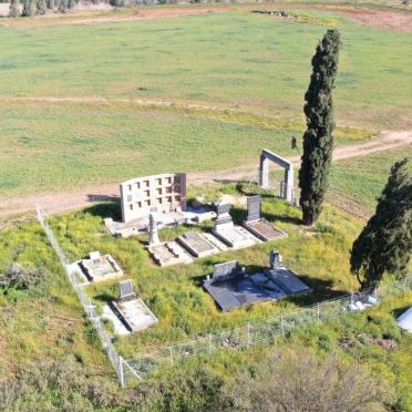 Northern Cape, CALVINIA district, Matjesfontein 791_2,  Boereplaas, farm cemetery