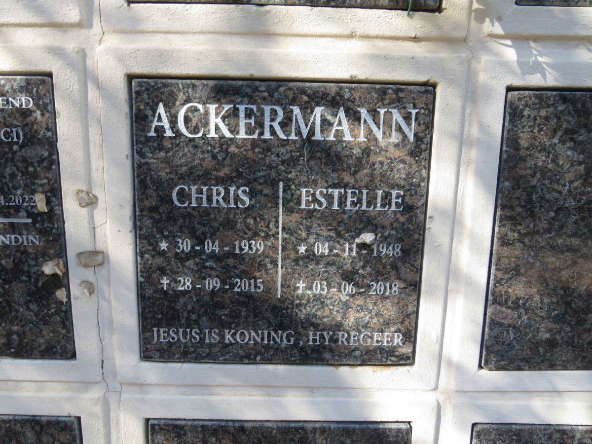 ACKERMANN Chris 1939-2015 & Estelle 1948-2018