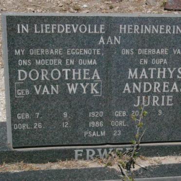 ERWEE Mathys Andreas Jurie 1919- &amp; Dorothea VAN WYK 1920-1986