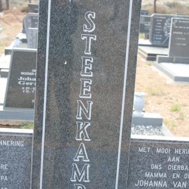 STEENKAMP Lukas Petrus 1923-1991 &amp; Johanna Van Niekerk ROUX 1921-1991