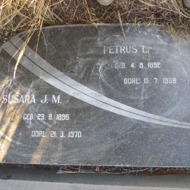 HENDRIKS Petrus L. 1892-1938 & Susanna J.M. 1896-1970 _1