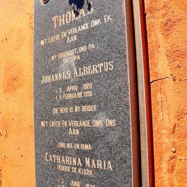 THOMAS Johannes Albertus 1920-1996 & Catharina Marie DE KLERK 1929-2010 