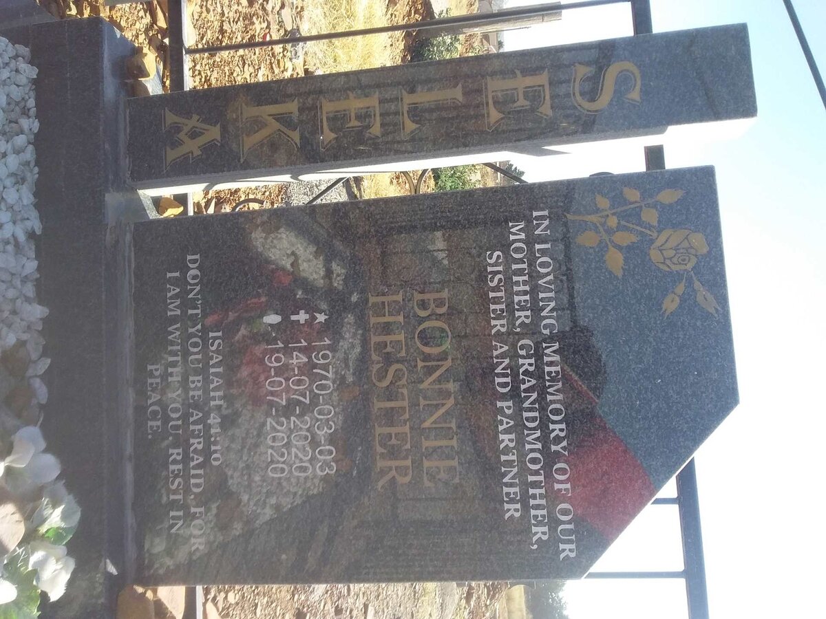 SELEKA Bonnie Hester 1970-2020