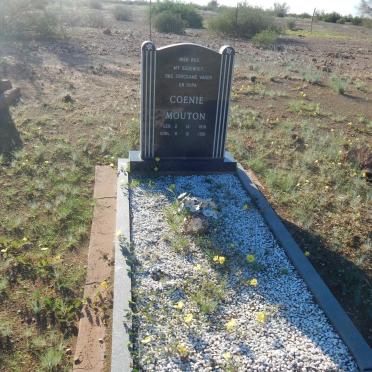 MOUTON Coenie 1918-1991