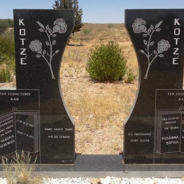 KOTZE Hendrik Heremias 1897-1973 &amp; Susanna Sophia  V.D. MERWE 1892-1975