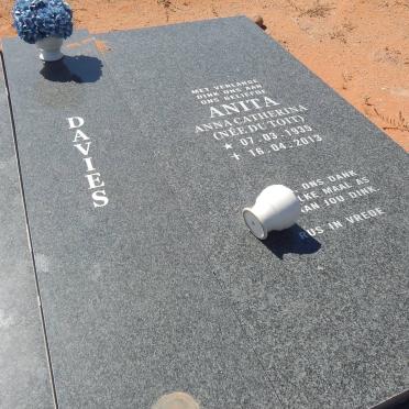 DAVIES Hugh Owen 1928-2012 &amp; Anna Catherina DU TOIT 1935-2013 