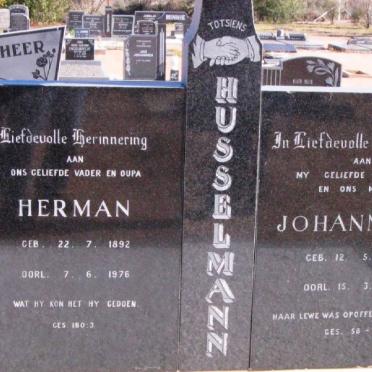 HUSSELMANN Herman 1892-1976 &amp; Johanna M. 1897-1968