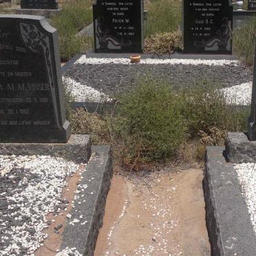 VISSER Johan Wilhelm 1896-1981 &amp; Catharina M.M. V. D. WESTHUIZEN 1901-1962