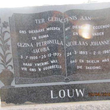 LOUW Nicolaas Johannes 1893-1965 &amp; Gezina Petronella Jacoba 1900-1977