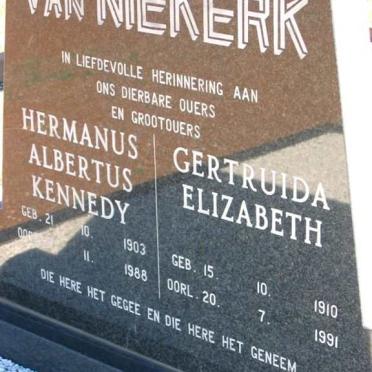 NIEKERK Hermanus Albertus Kennedy, van 1903-1988 &amp; Gertruida Elizabeth 1910-1991