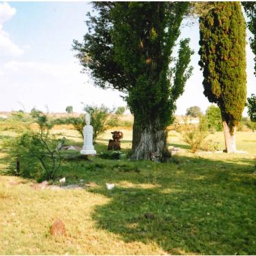 6. Overview / Oorsig Ou Griekwastad Cemetery