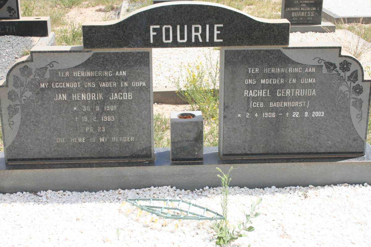 FOURIE Jan Hendrik Jacob 1901-1983 &amp; Rachel Gertruida BADENHORST 1906-2003