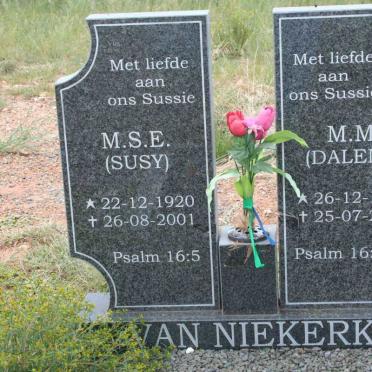 NIEKERK M.S.E., van 1920-2001 :: VAN NIEKERK M.M. 1928-2004