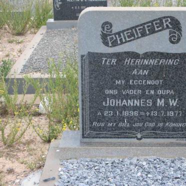 P - Vanne :: Surnames - P