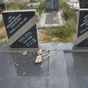 ZYL Nicolaas Tjaart, van 1924-2000 &amp; Susanna Martha 1924-