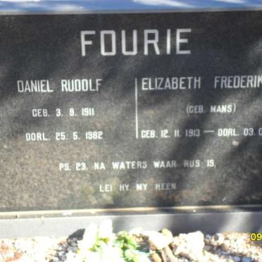 FOURIE Daniel Rudolf 1911-1982 &amp; Elizabeth Frederika MANS 1913-1996