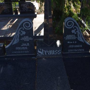 STRAUSS Willem J.P. 1916-1985 &amp; Anna M. STRAUSS 1925-1995