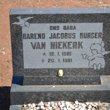 N - Vanne :: Surnames - N