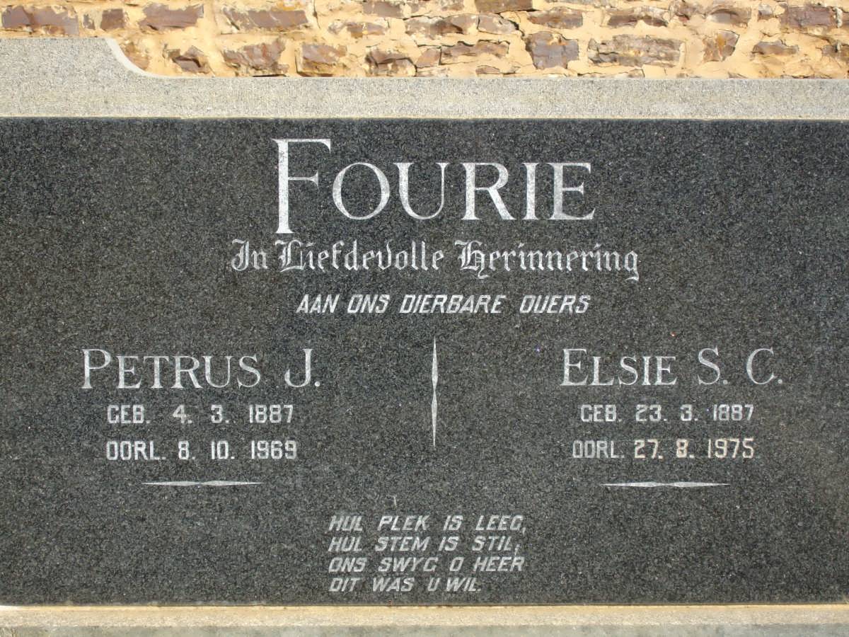 FOURIE Petrus J. 1887-1969 &amp; Elsie S.C. 1887-1975