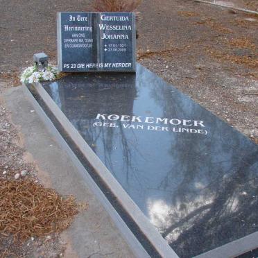 KOEKEMOER Gertuida Wesselina Johanna nee VAN DER LINDE 1921-2009 