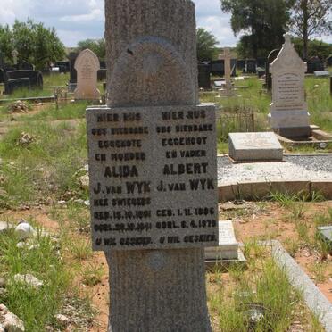 WYK Albert J., van 1886-1979 &amp; Alida J. SWIEGERS 1881-1941
