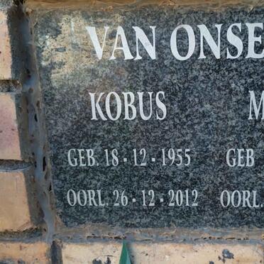 ONSELEN Kobus, van 1955-2012 & Marina 1960- 