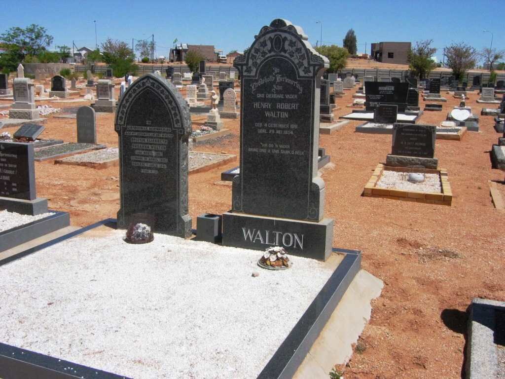 WALTON Henry Robert 1891-1954 &amp; Breggie Elizabeth Susanna NEETHLING 1897-1941