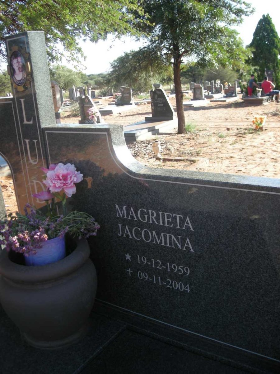 LUDIK Magrieta Jacomina 1959-2004