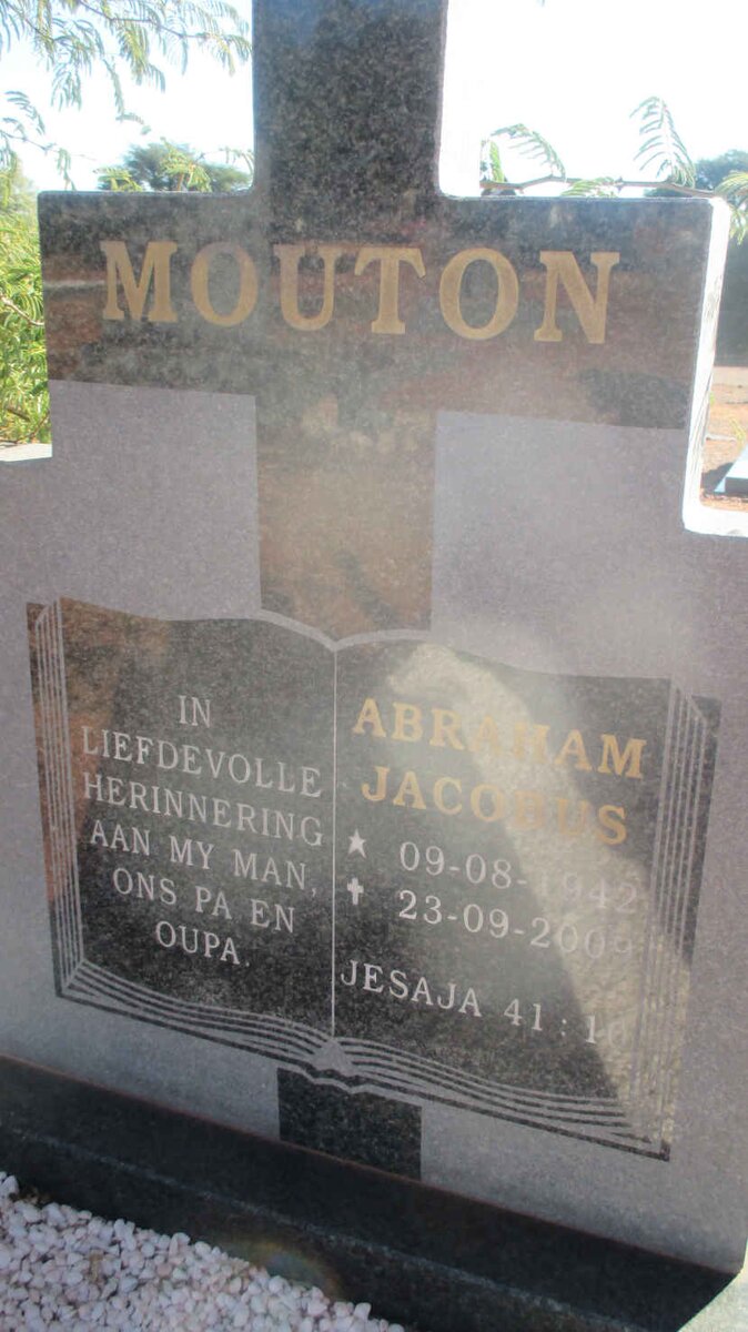 MOUTON Abraham Jacobus 1942-2009