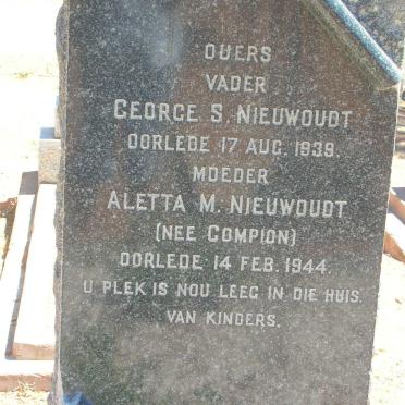 NIEUWOUDT George S.  -1930 &amp;  Aletta M. geb. COMPION  -1944