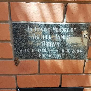 BROWN Arthur James 1938-2004