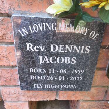 JACOBS Dennis 1939-2022