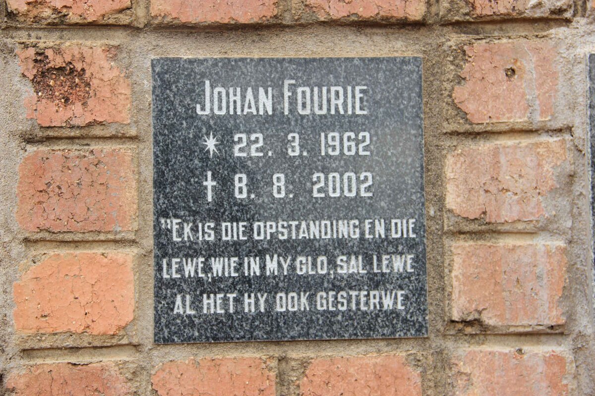 FOURIE Johan 1962-2002