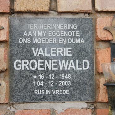 GROENEWALD Valerie 1948-2003