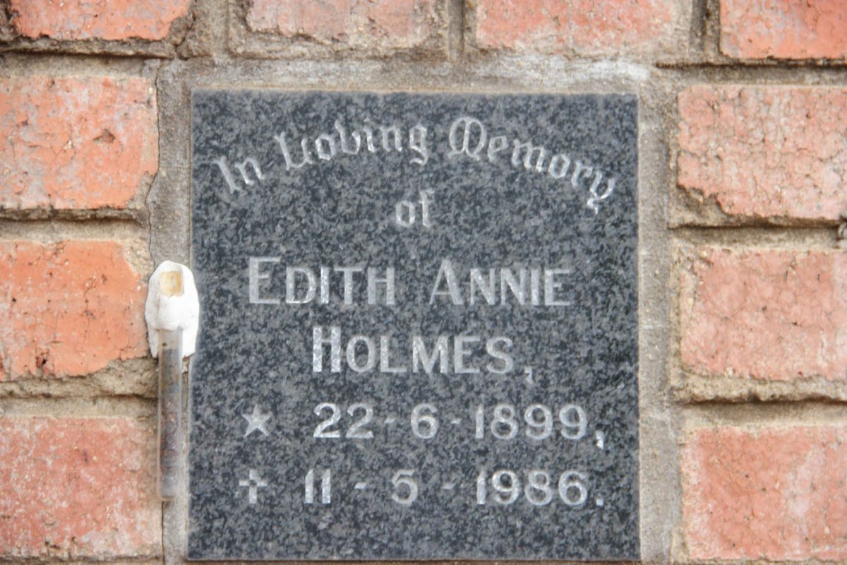 HOLMES Edith Annie 1899-1986