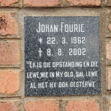 FOURIE Johan 1962-2002