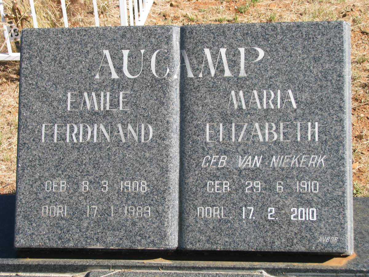 AUCAMP Emile Ferdinand 1908-1989 &amp; Maria Elizabeth VAN NIEKERK 1910-2010