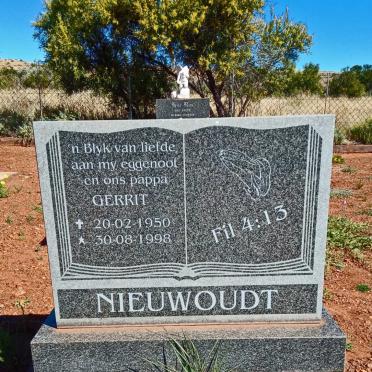Northern Cape, KURUMAN district, Blok AA Ku.F 2-1 689, Wonderwerk Cave / Wonderwerkgrot, farm cemetery
