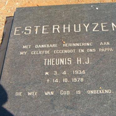 E - Surnames :: Vanne - E