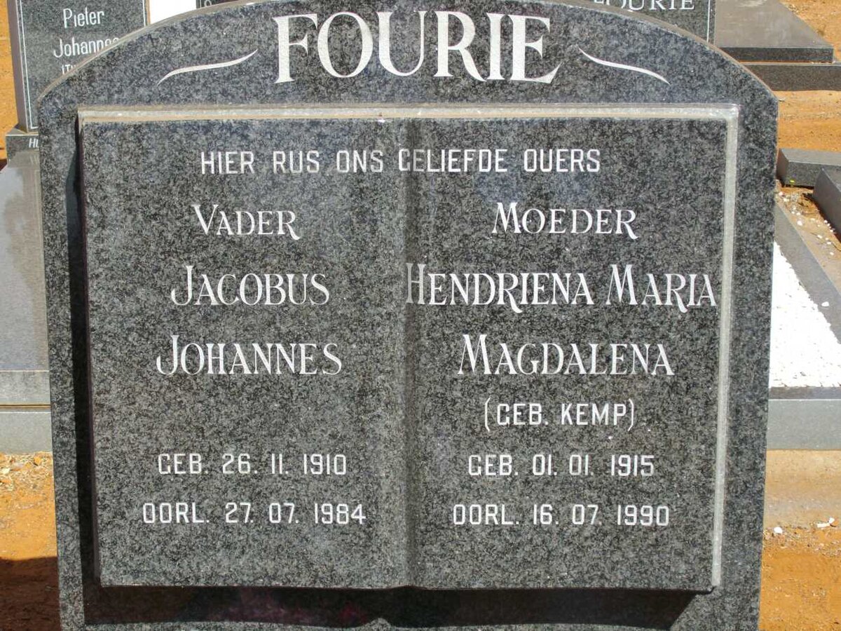 FOURIE Jacobus Johannes 1910-1984 &amp; Hendriena Maria Magdalena KEMP 1915-1990