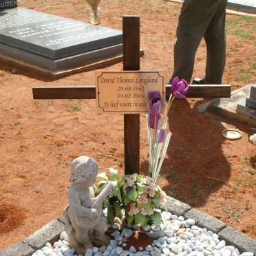 LONGLAND David Thomas 1962-2006