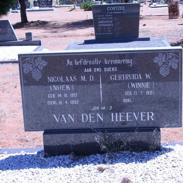 HEEVER Nicolaas M.D., van den 1913-1992 &amp; Gertruida W. 1921-