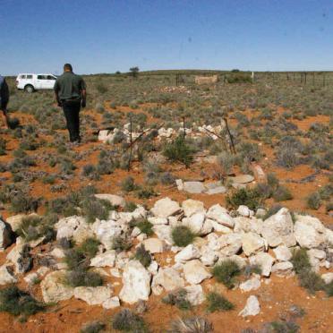 Northern Cape, KENHARDT district, Boks Puts 118_1, farm cemetery