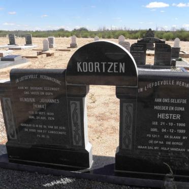 KOORTZEN Hendrik Johannes 1899-1974 &amp; Hester 1906-1999