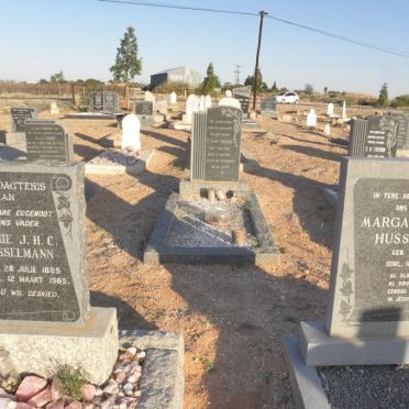HUSSELMANN Hennie J.H.C. 1885-1965 &amp; Margaretha W. 1896-1985