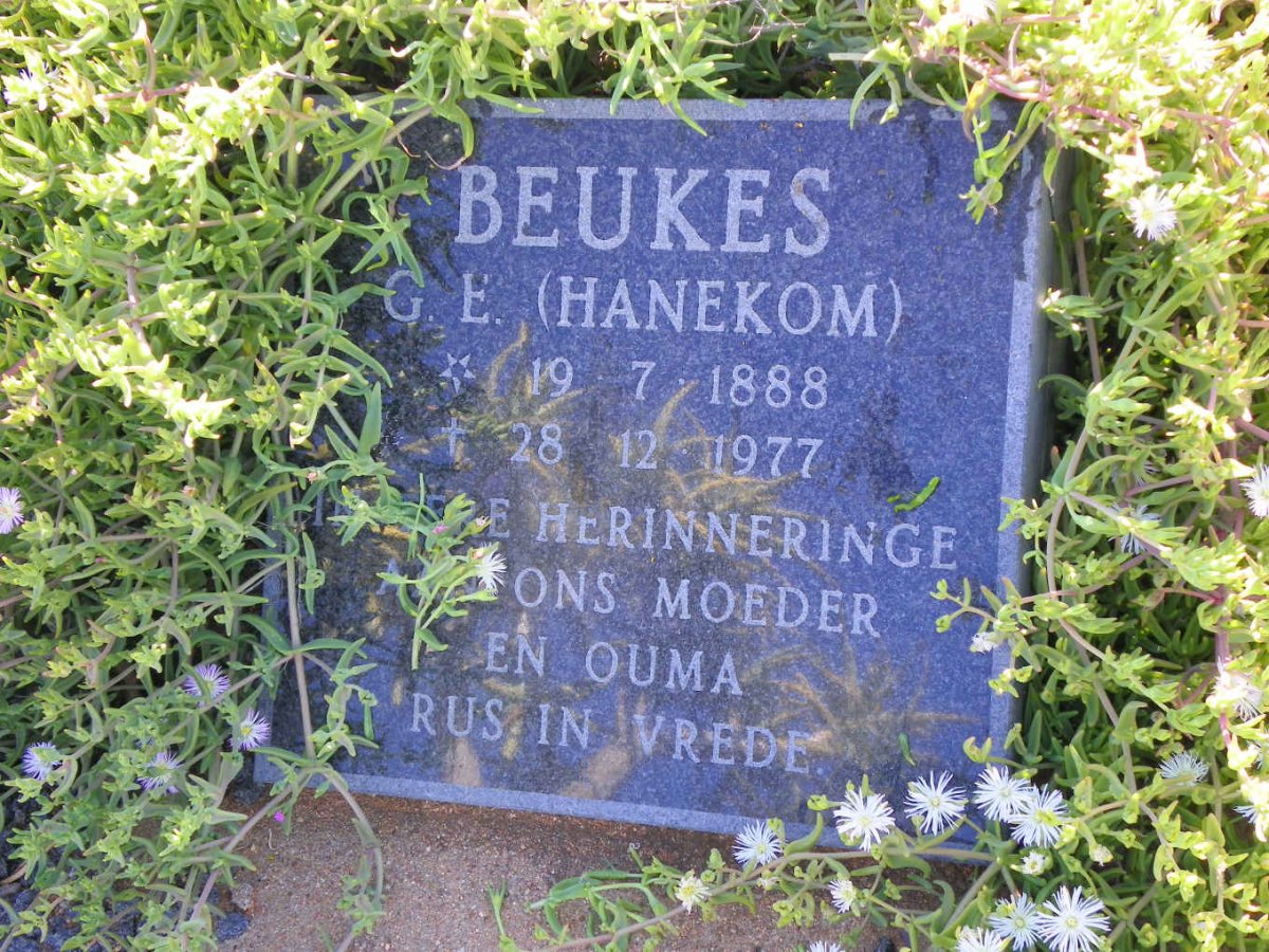 BEUKES G.E. nee HANEKOM 1888-1977