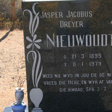 NIEUWOUDT Jasper Jacobus Dreyer 1895-1979