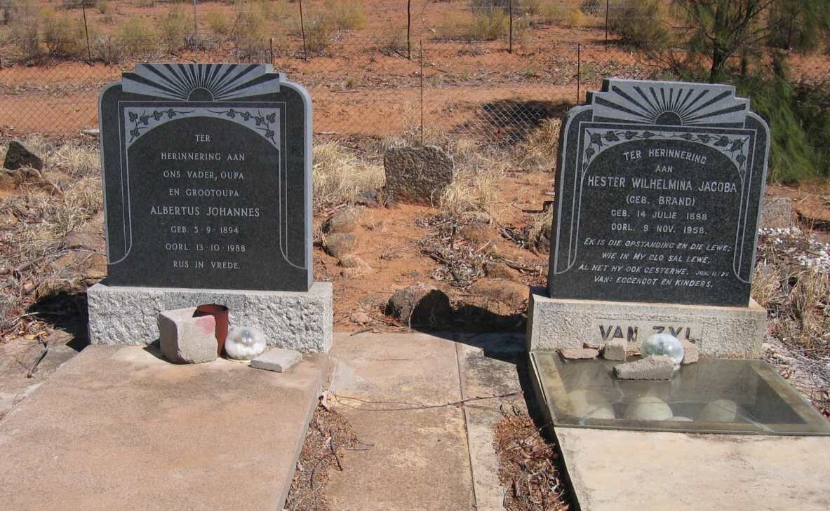 ZYL Albertus Johannes, van 1894-1988 &amp; Hester Wilhelmina Jacoba BRAND 1888-1958